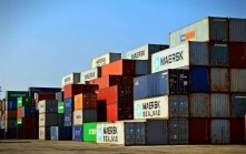 global trade schedule reliability maersk logistics freight