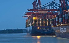 global trade ships