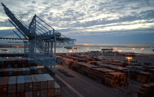 global trade port of long beach